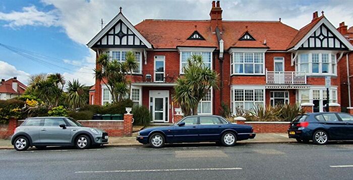 2 Bedroom Apartment To Rent In Aymer Road, Hove, BN3