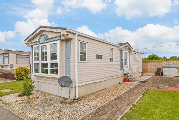 1 Bedroom Park Home For Sale In New Dover Road, Capel Le Ferne, Folkestone, Kent, CT18