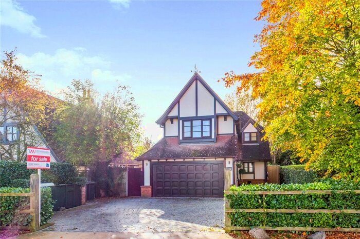 5 Bedroom Detached House For Sale In Sutton Road, Eyeworth, Sandy, Bedfordshire SG19