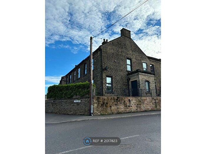 2 Bedroom Terraced House To Rent In Miry Lane, Thongsbridge, Holmfirth, HD9