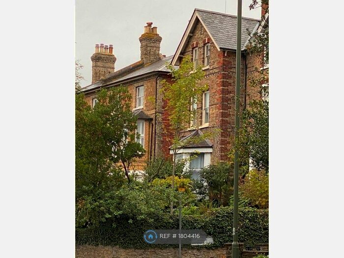 1 Bedroom Flat To Rent In Guildford, Guildford, GU1