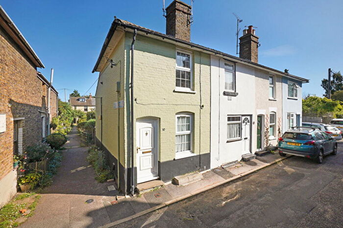 2 Bedroom End Of Terrace House For Sale In Nelson Street, Faversham, ME13