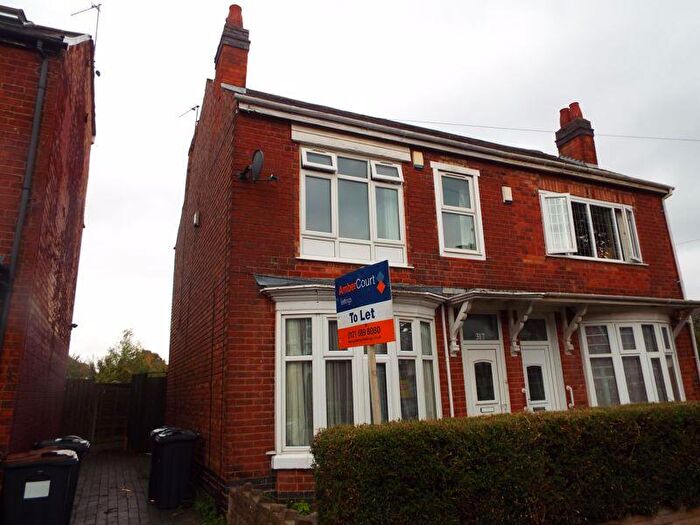 4 Bedroom Semi Detached House To Rent In Gristhorpe Road, Selly Oak, Birmingham, B29