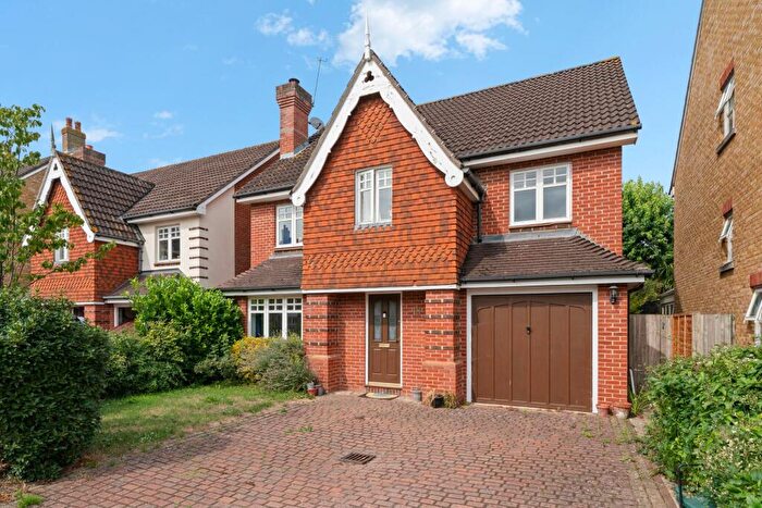 5 Bedroom Detached House To Rent In Hayward Road, Thames Ditton, KT7