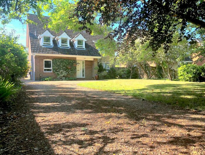 4 Bedroom Detached House For Sale In Corton Long Lane, Corton, Lowestoft, NR32