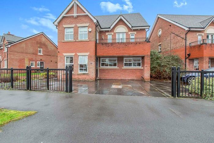 5 Bedroom Detached House To Rent In Carrwood Way, Walton-Le-Dale, Preston, PR5