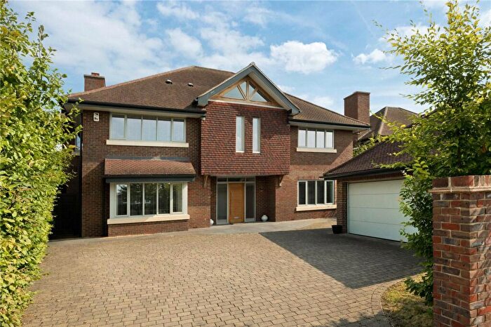 6 Bedroom Detached House To Rent In College View, Epsom, Surrey, KT17