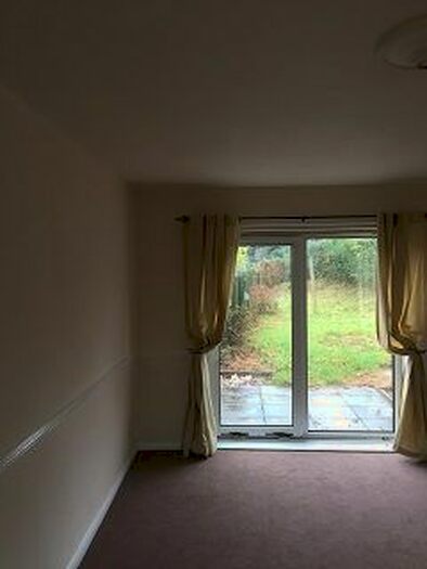 2 Bedroom Terraced House To Rent In Morley, Leeds, LS27