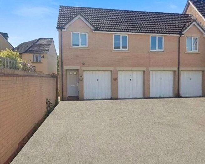 2 Bedroom Flat To Rent In Biddiblack Way, Bideford, Devon, EX39