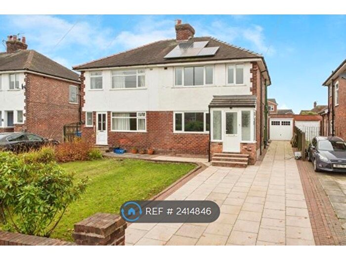 3 Bedroom Semi-Detached House To Rent In London Road, Stretton, Warrington, WA4