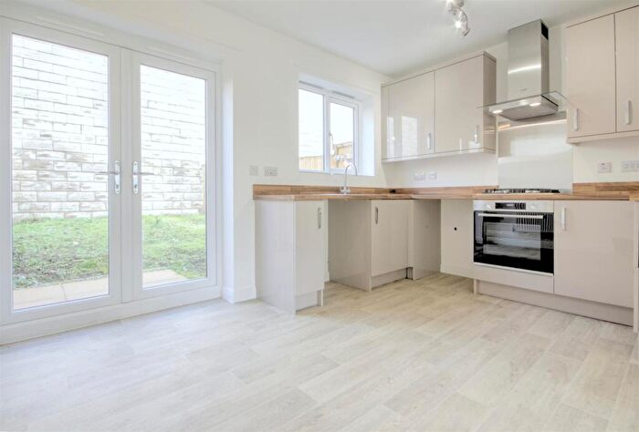 2 Bedroom Semi-Detached House For Sale In Pen-Y-Ghent Road, Skipton, BD23