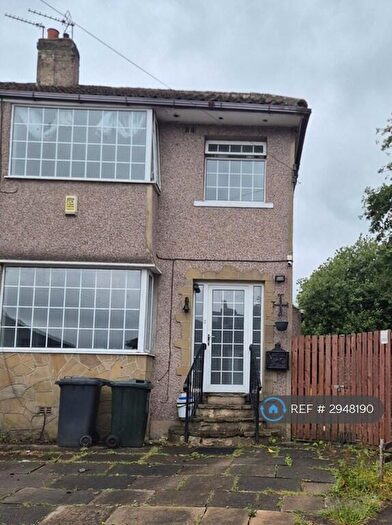 3 Bedroom Semi Detached House To Rent In Bradford, Bradford, BD9