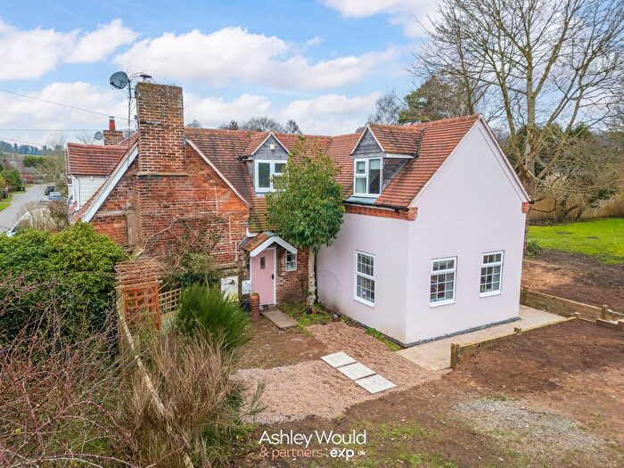 4 Bedroom Semi-Detached House For Sale In Riverlands, Astley Burf, Stourport-On-Severn, DY13