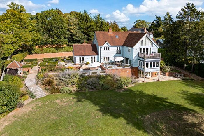 6 Bedroom Detached House For Sale In Highfields, Marlow, Buckinghamshire, SL7