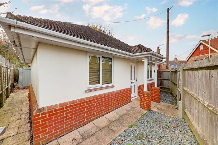 1 Bedroom Detached Bungalow To Rent In Penfold Road, Worthing, BN14