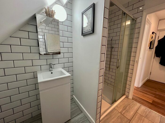 1 Bedroom Flat To Rent In Churton House, Milverton Terrace, Leamington Spa, CV32