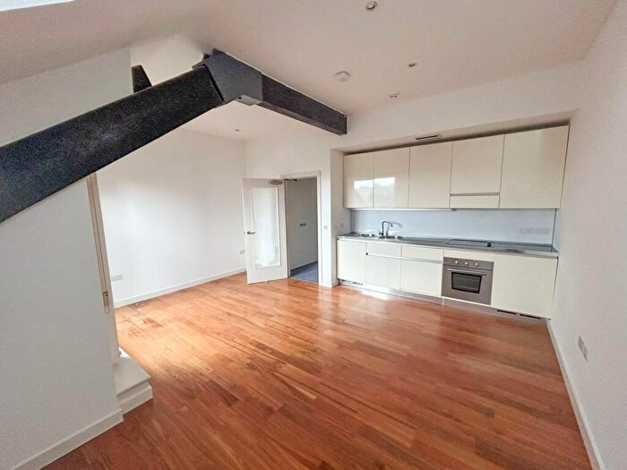 2 Bedroom Flat To Rent In Springfield Mill, Sandiacre, Nottingham, Nottinghamshire, NG10