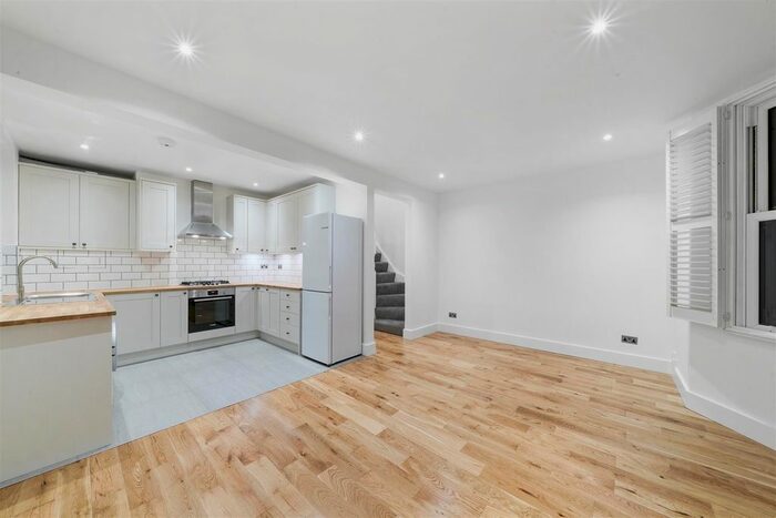 2 Bedroom Property To Rent In Donaldson Road, London, NW6