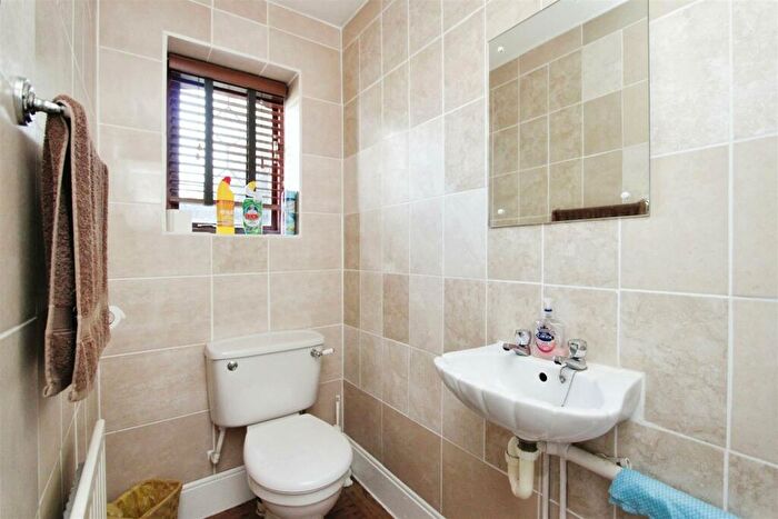 3 Bedroom Detached House For Sale In Donemowe Drive, Kemsley, Sittingbourne, ME10