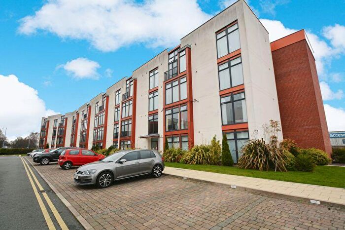 2 Bedroom Flat To Rent In Beech House, Lauriston Close, Sharston Manchester, M22