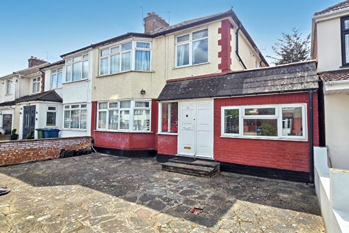 6 Bedroom Property To Rent In Francis Road, Harrow, Greater London, HA1