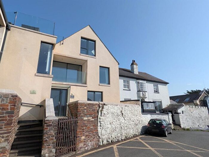 4 Bedroom Semi Detached House To Rent In Jubilee Road, Appledore, Bideford, EX39