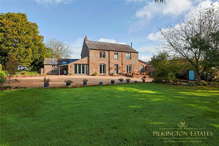 5 Bedroom Detached House For Sale In Ash Thomas, Tiverton, Devon, EX16