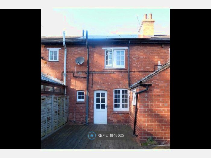 2 Bedroom Terraced House To Rent In Crackley Cottages, Kenilworth, CV8