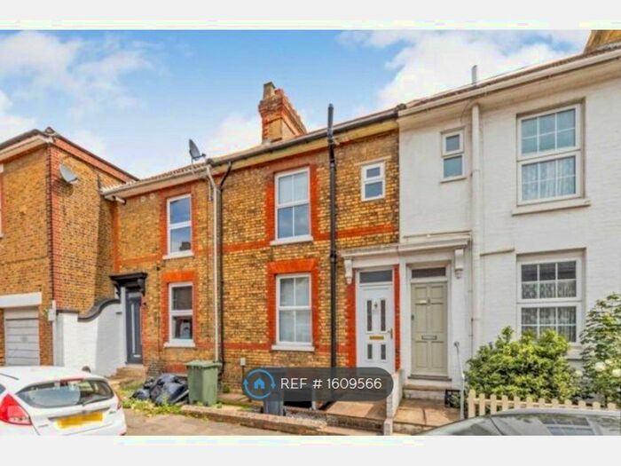 3 Bedroom Terraced House To Rent In Scott Street, Maidstone, ME14
