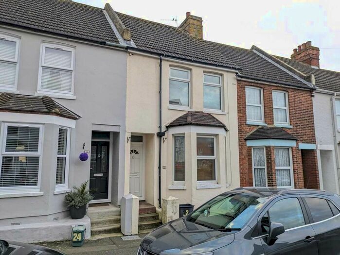 2 Bedroom Terraced House To Rent In Fernbank Crescent, Folkestone, Kent, CT19