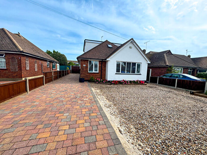 4 Bedroom Detached Bungalow For Sale In Waterford Road, Shoeburyness, Southend-On-Sea, SS3