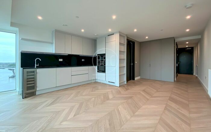 2 Bedroom Flat To Rent In Hennessey Apartments, Royal Arsenal, Brigadier Walk, SE18