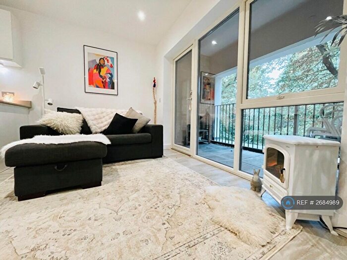 1 Bedroom Flat To Rent In Richard Tress Way, London, E3