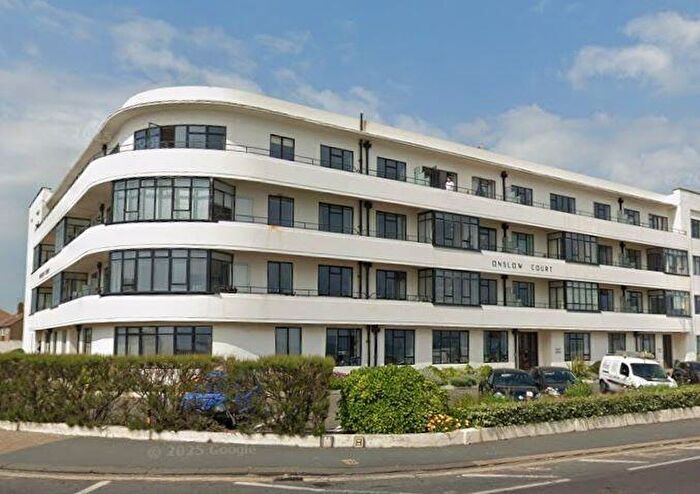 2 Bedroom Apartment For Sale In Flat Onslow Court, Brighton Road, Worthing, BN11