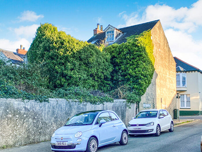 5 Bedroom End Of Terrace House For Sale In Bush Street, Pembroke Dock, SA72