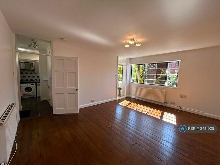 1 Bedroom Flat To Rent In Broadlands, London, N6