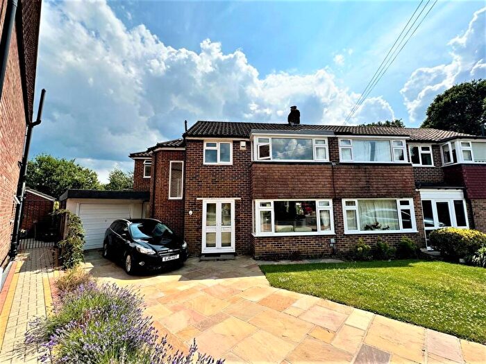 4 Bedroom House To Rent In Fairoak Close, Petts Wood, BR5
