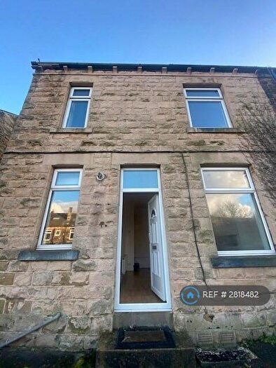 2 Bedroom End Of Terrace House To Rent In Zoar Street, Morley, Leeds, LS27