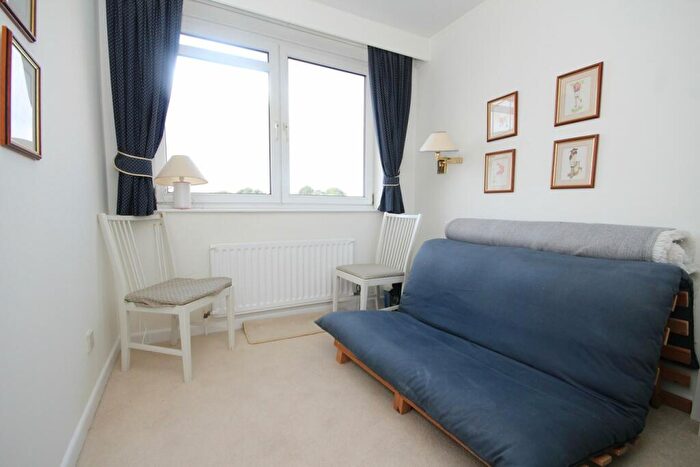 3 Bedroom Apartment For Sale In West Cliff Road, West Cliff, BH4