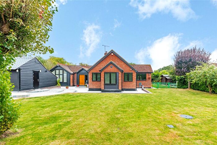 3 Bedroom Detached Bungalow For Sale In The Chase, Wickford, Essex, SS12