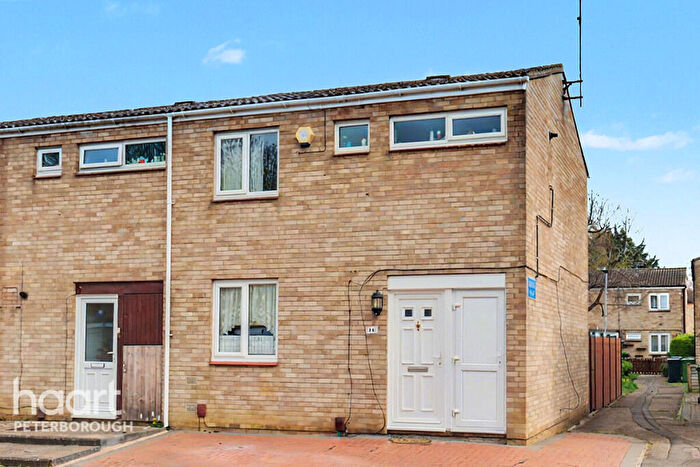 3 Bedroom End Of Terrace House For Sale In Drayton, Bretton, PE3