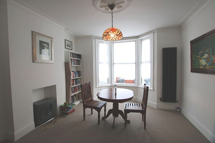 4 Bedroom Terraced House To Rent In Strode Road, London, NW10