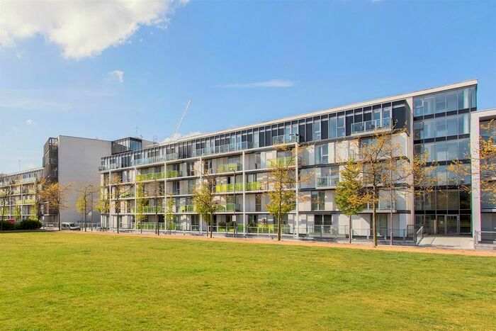 1 Bedroom Flat To Rent In Hudson Apartments, New River Village, Hornsey, N8