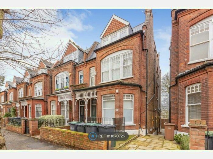 5 Bedroom Flat To Rent In Kings Avenue, London, N10