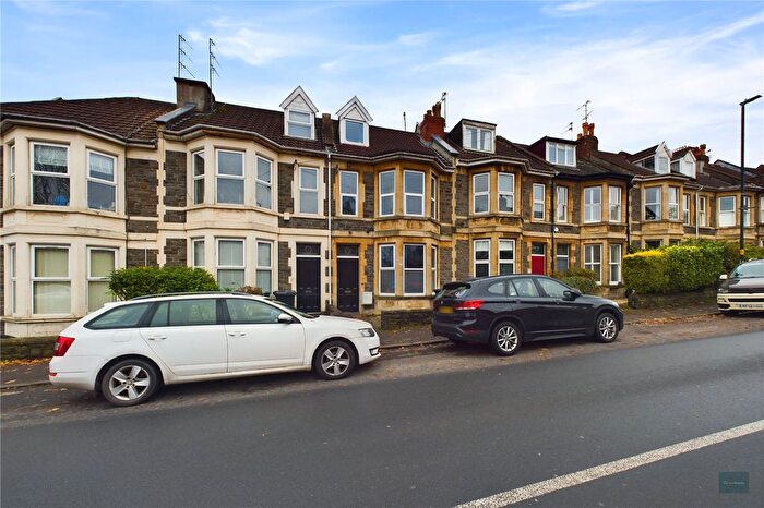 6 Bedroom Terraced House To Rent In North View, Westbury Park, Bristol, BS6