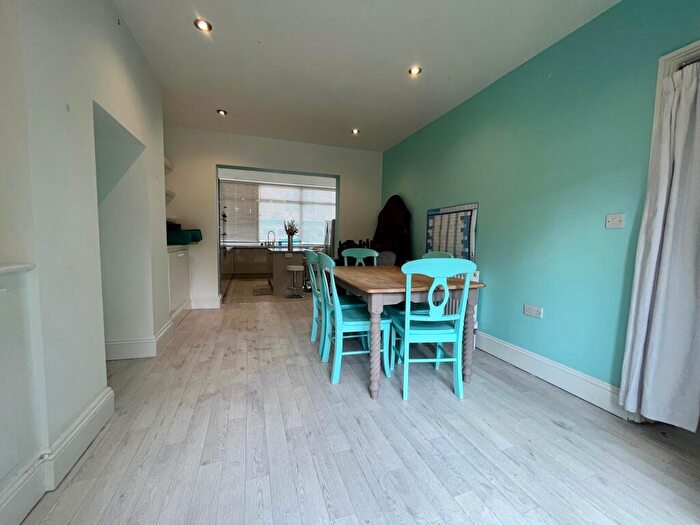 4 Bedroom Town House To Rent In Monkton Street, Ryde, PO33