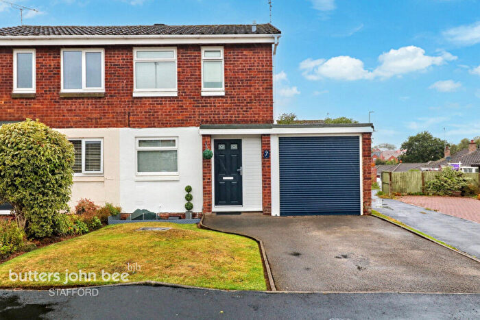 2 Bedroom Semi-Detached House For Sale In Newlands Close, Stone, ST15