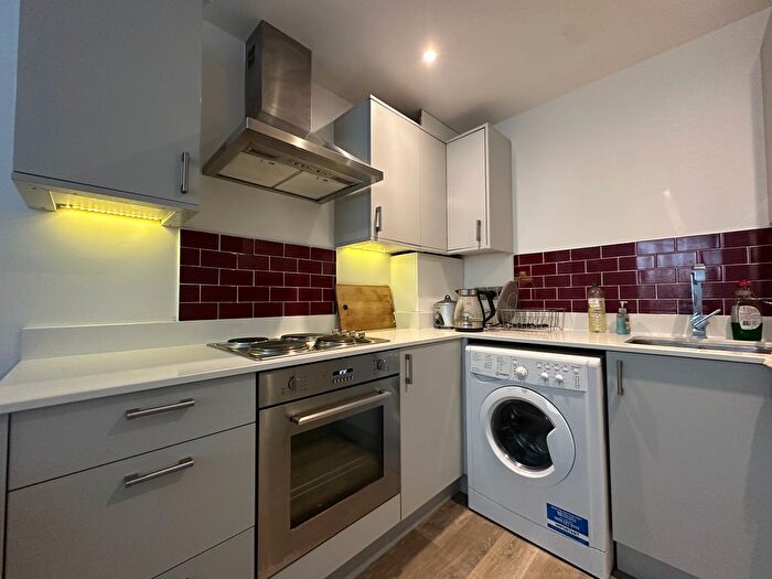 1 Bedroom Flat To Rent In Augusta Place, Leamington Spa, CV32