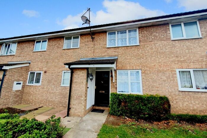 1 Bedroom Terraced House To Rent In Avondale Mews, Kettering, Northants, NN16