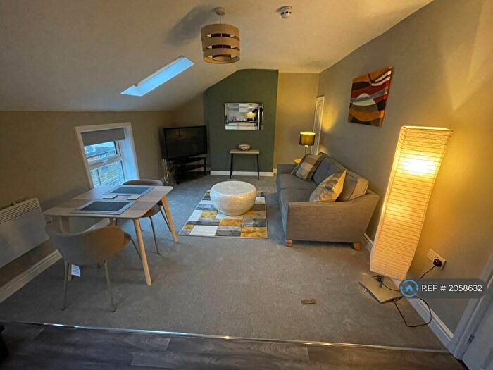 1 Bedroom Flat To Rent In Leeds Road, Harrogate, HG2